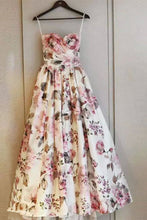 Load image into Gallery viewer, Simple Sweetheart Long Prom Dresses Floral Strapless Evening Dresses RS570