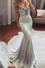 Load image into Gallery viewer, Simple Sweetheart Sleeveless Strapless Mermaid Gray Prom Dresses with Beading RS372