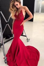 Load image into Gallery viewer, Spaghetti Straps V Neck Satin Prom Dresses Lace Criss Cross Mermaid Evening Dresses RS524