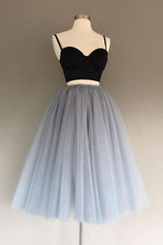Load image into Gallery viewer, Two Pieces Black and Silver Short Tulle Sweetheart Spaghetti Strap Homecoming Dress RS200