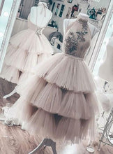 Load image into Gallery viewer, Unique Short Layered Tulle High Neck Backless Short Prom Dress Homecoming Dresses RS938