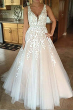 Load image into Gallery viewer, Unique V Neck Tulle Lace Wedding Dress Tulle Ball Gown Prom Dress With Appliques RS538