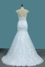 Load image into Gallery viewer, 2024 Scoop Open Back Lace Wedding Dresses With Applique Covered Button