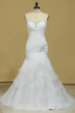 Load image into Gallery viewer, 2024 Plus Size Sweetheart Wedding Dresses Ruched Bodice Organza With Beading
