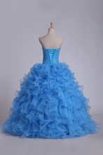 Load image into Gallery viewer, 2024 Organza Sweetheart Quinceanera Dresses With Beads And Ruffles Ball Gown