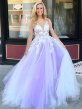 Load image into Gallery viewer, Charming Ball Gown V Neck Tulle Lace Appliques Prom Dresses, Evening SRS20397