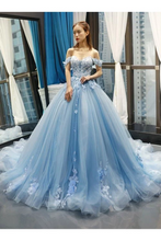 Load image into Gallery viewer, Light Sky Blue Off The Shoulder Ball Gown Tulle Prom Dress With Applique