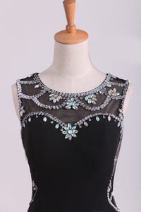 2024 Black Prom Dresses Scoop Neckline Mermaid Chiffon With Beads And Slit