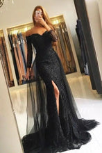 Load image into Gallery viewer, 2024 Trumpet/Mermaid Long Sleeves Off-The-Shoulder Sweep/Brush Train Tulle Lace Evening Dresses