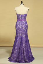 Load image into Gallery viewer, 2024 Purple Strapless Prom Dresses Mermaid Floor Length With Trumpet Lace Skirt