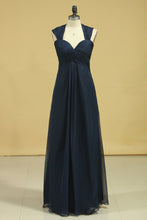 Load image into Gallery viewer, 2024 Popular Prom Dresses A Line Floor Length Halter