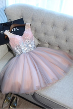 Load image into Gallery viewer, 2023 Tulle Homecoming Dresses A Line V Neck Sequined Bodice Short/Mini