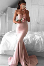 Load image into Gallery viewer, Stunning Sweetheart Sweep Train Pink Mermaid Prom Dress Lace PG348