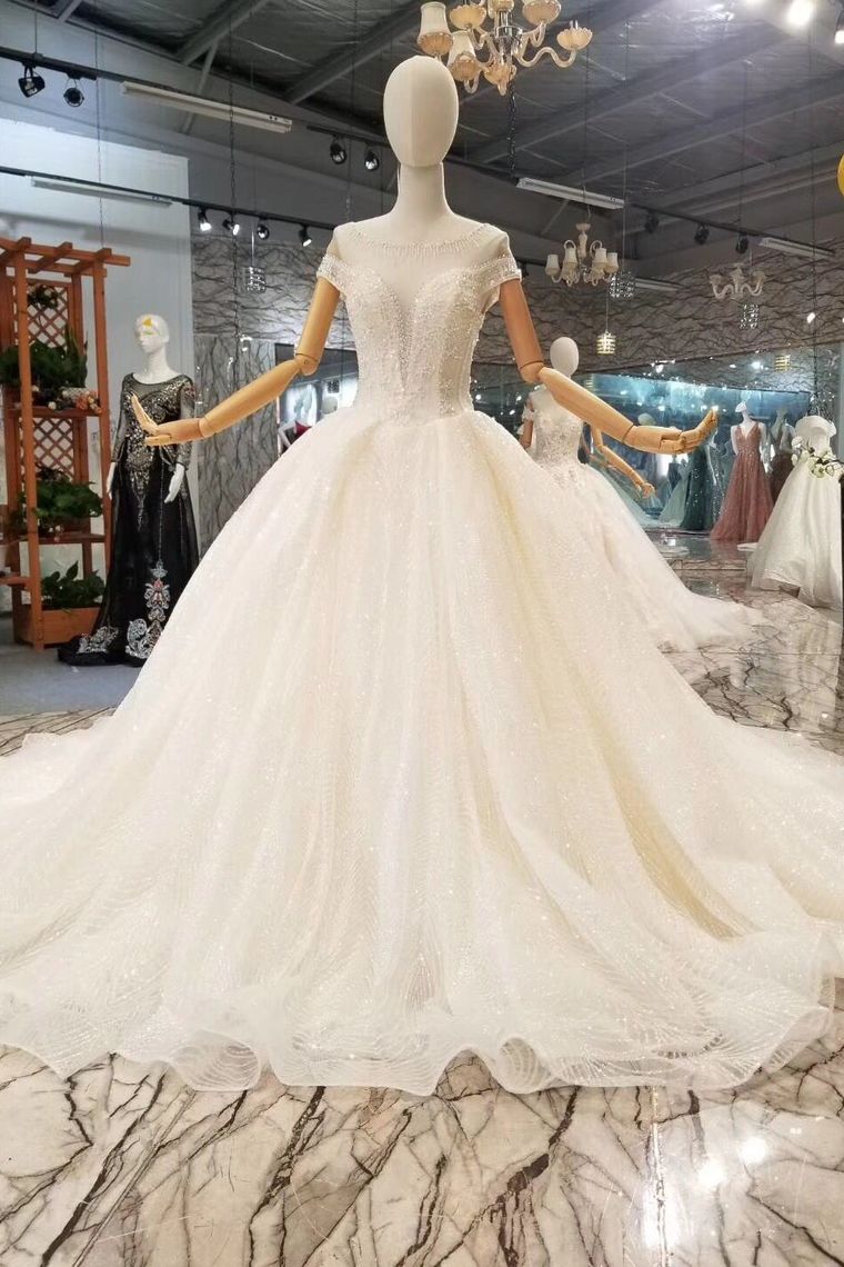 2024 Luxury Wedding Dresses V-Neck Ball Gown Chapel Train