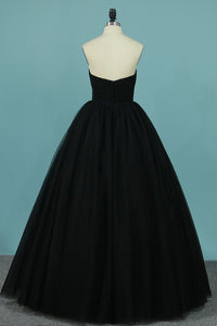 2024 New Arrival Tulle Prom Dresses Strapless A Line With Ruffles