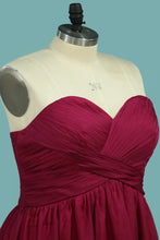 Load image into Gallery viewer, 2024 Asymmetrical Bridesmaid Dresses Sweetheart Ruched Bodice A Line