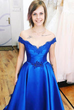 Load image into Gallery viewer, 2023 Off The Shoulder Prom Dress Lace Up Back Sain Sweep Train