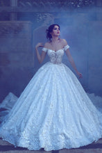 Load image into Gallery viewer, 2024 Lace A Line Off The Shoulder Wedding Dresses With Applique Chapel Train