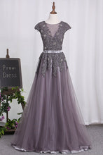 Load image into Gallery viewer, 2024 Scoop Tulle Prom Dresses With Applique And Beaded Bodice