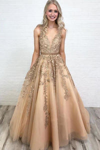 2024 Prom Dress Tulle A-Line V-Neck Sweep Train With Appliques