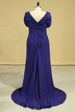 Load image into Gallery viewer, 2023 Elegant V Neck Evening Dresses Chiffon Sweep Train With Ruffles