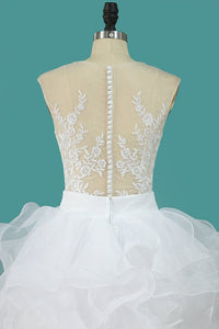 2024 Scoop Tulle With Applique Detachable Wedding Dresses Zipper Up