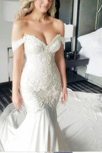 Load image into Gallery viewer, Mermaid Off-the-Shoulder Ivory Lace Long Cheap Sweetheart Backless Plus Size Wedding Dress RS619