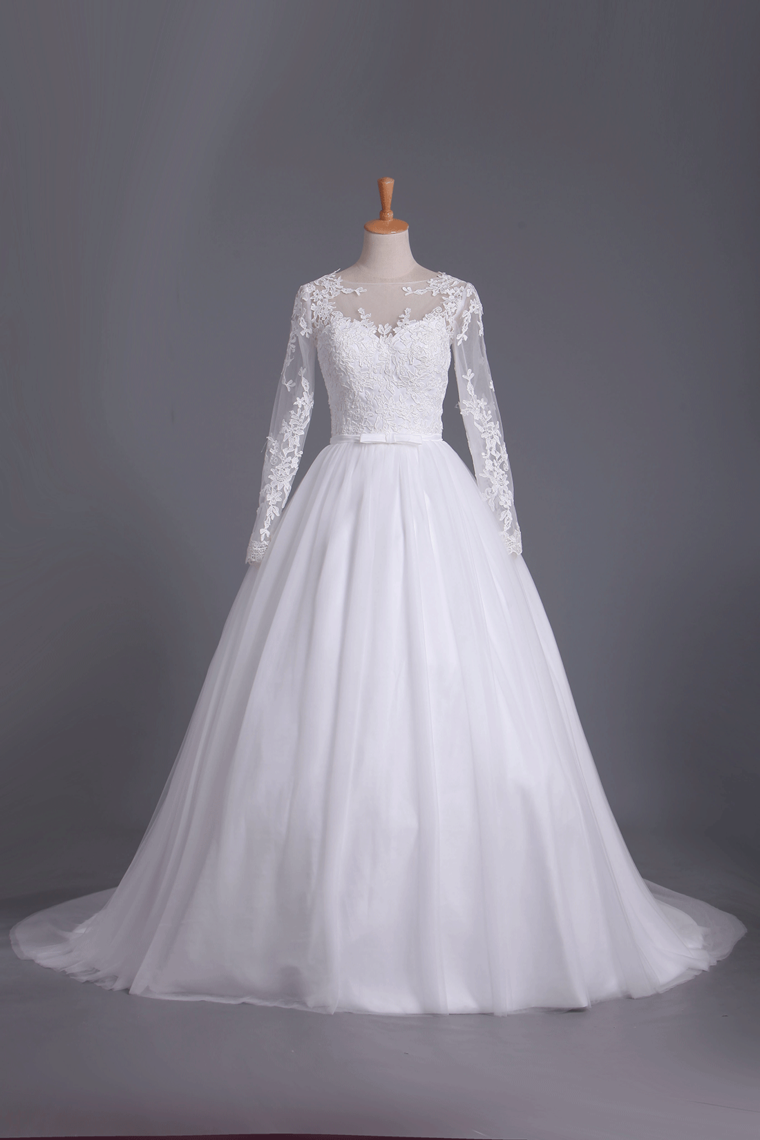 2024 Long Sleeves Scoop Ball Gown Wedding Dresses Tulle With Applique And Sash