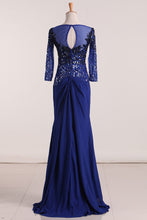 Load image into Gallery viewer, 2023 Chiffon Sheath Mother Of The Bride Dresses V Neck With Beading