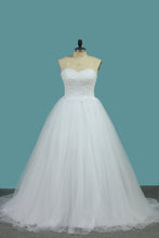 Load image into Gallery viewer, 2024 Sweetheart Tulle A Line Wedding Dresses With Applique And Beads Sweep Train