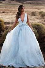 Load image into Gallery viewer, 2024 Tulle Prom Dresses A Line V Neck With Applique And Beads Sweep Train