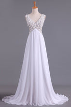 Load image into Gallery viewer, 2024 White V-Neck Prom Dresses A Line Chiffon With Beading