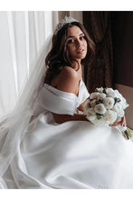 Load image into Gallery viewer, Ball Gown Off The Shoulder Satin White Sweetheart Wedding Dresses Wedding SRSP46AJRNZ