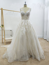 Load image into Gallery viewer, A Line Floral Appliques Beach Wedding Dresses Backless Tulle Boho Wedding Gowns RS947
