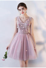 Load image into Gallery viewer, Princess Pink A Line V Neck Flowers Tulle Lace up Short Mini Homecoming Dresses RS877