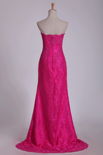 Load image into Gallery viewer, 2024 Strapless Prom Dresses Sheath Lace With Slit Floor Length