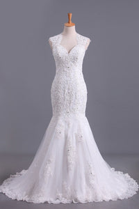 2024 Hot Mermaid/Trumpet Wedding Dresses With Applique & Beads Open Back