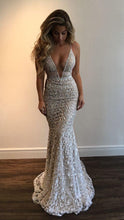 Load image into Gallery viewer, Gorgeous Deep V-Neck Spaghetti Straps Sleeveless Mermaid Long Prom Dresses RS768