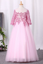 Load image into Gallery viewer, 2024 Flower Girl Dresses Ball Gown Scoop 3/4 Length Sleeves Tulle Floor Length With Appliques