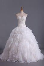 Load image into Gallery viewer, 2024 Hot Wedding Dresses Sweetheart With Beads &amp; Applique A Line Organza