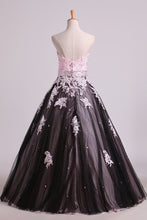 Load image into Gallery viewer, 2024 Quinceanera Dresses Sweetheart Tulle With Beading And Applique Floor Length