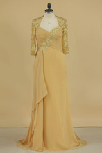 Load image into Gallery viewer, 2024 Mother Of The Bride Dresses Mid-Length Sleeves Chiffon With Applique Sweep Train