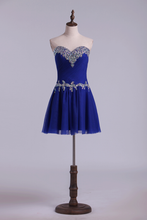 Load image into Gallery viewer, 2024 Sweetheart A Line Prom Dresses Tulle Short With Beading Lace Up Dark Royal Blue