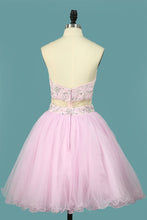 Load image into Gallery viewer, 2024 Beaded Bodice Homecoming Dresses Sweetheart A Line Short/Mini