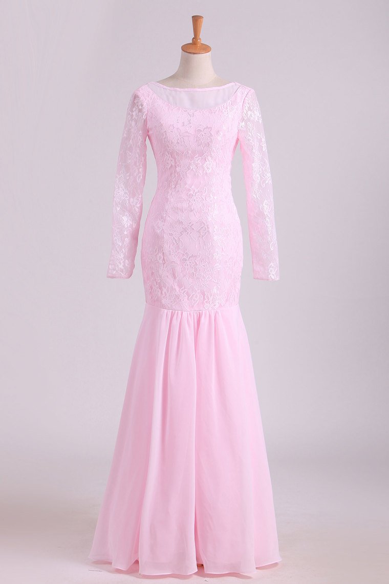 2024 Lace Bateau Long Sleeves Mermaid Prom Dresses Floor Length