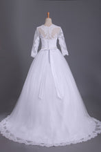 Load image into Gallery viewer, 2023 3/4 Length Sleeve Bateau Wedding Dresses Tulle With Applique Court Train