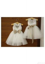 Load image into Gallery viewer, Ankle-length Sashes/Ribbons Scoop Neck White Lace Tulle Flower Girl Dresses RS545