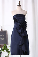 Load image into Gallery viewer, 2024 A Line Bridesmaid Dresses Strapless Knee Length Satin With Ruffles