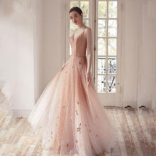 Load image into Gallery viewer, Open Back Spaghetti Straps Prom Dresses Ombre Tulle V Neck Pink Beauty Prom Gowns P1048