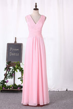 Load image into Gallery viewer, 2024 Chiffon Bridesmaid Dresses A Line V Neck Ruched Bodice Floor Length